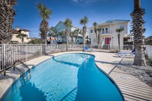 House, 6 Bedrooms, Ocean View, Beachfront | Outdoor pool - Sandtrap by the Sea 6 Bedroom Holiday Home by Five Star Properties (Miramar Beach)
