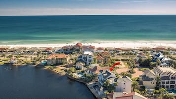 Casa, 6 habitaciones, vista al océano, frente al mar | Vista aérea