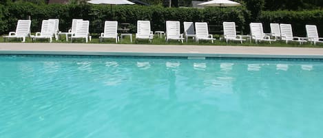 Outdoor pool, pool loungers