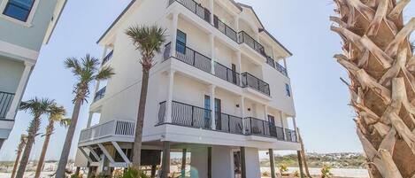 Casa, 6 camere da letto, vista oceano, di fronte alla spiaggia | Facciata della struttura