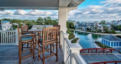 Seaglass 5 Bedroom Holiday Home by Five Star Properties