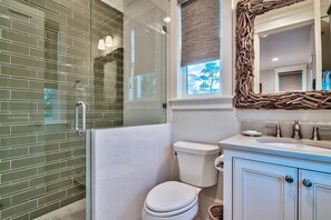Bathroom - Seaglass 5 Bedroom Holiday Home by Five Star Properties (Santa Rosa Beach)