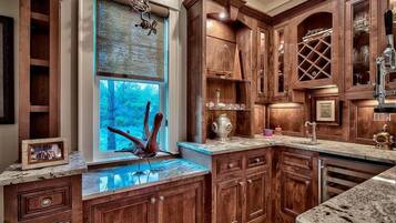 独立别墅, 5 间卧室, 海洋景观, 临海 | 私人厨房 | 冰箱、微波炉、茶具/咖啡用具