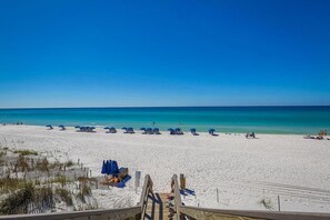 House, 4 Bedrooms, Ocean View, Beachfront | Beach | Beach nearby