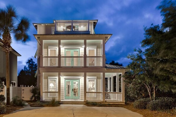 House, 3 Bedrooms, Ocean View, Sea Facing | Front of property