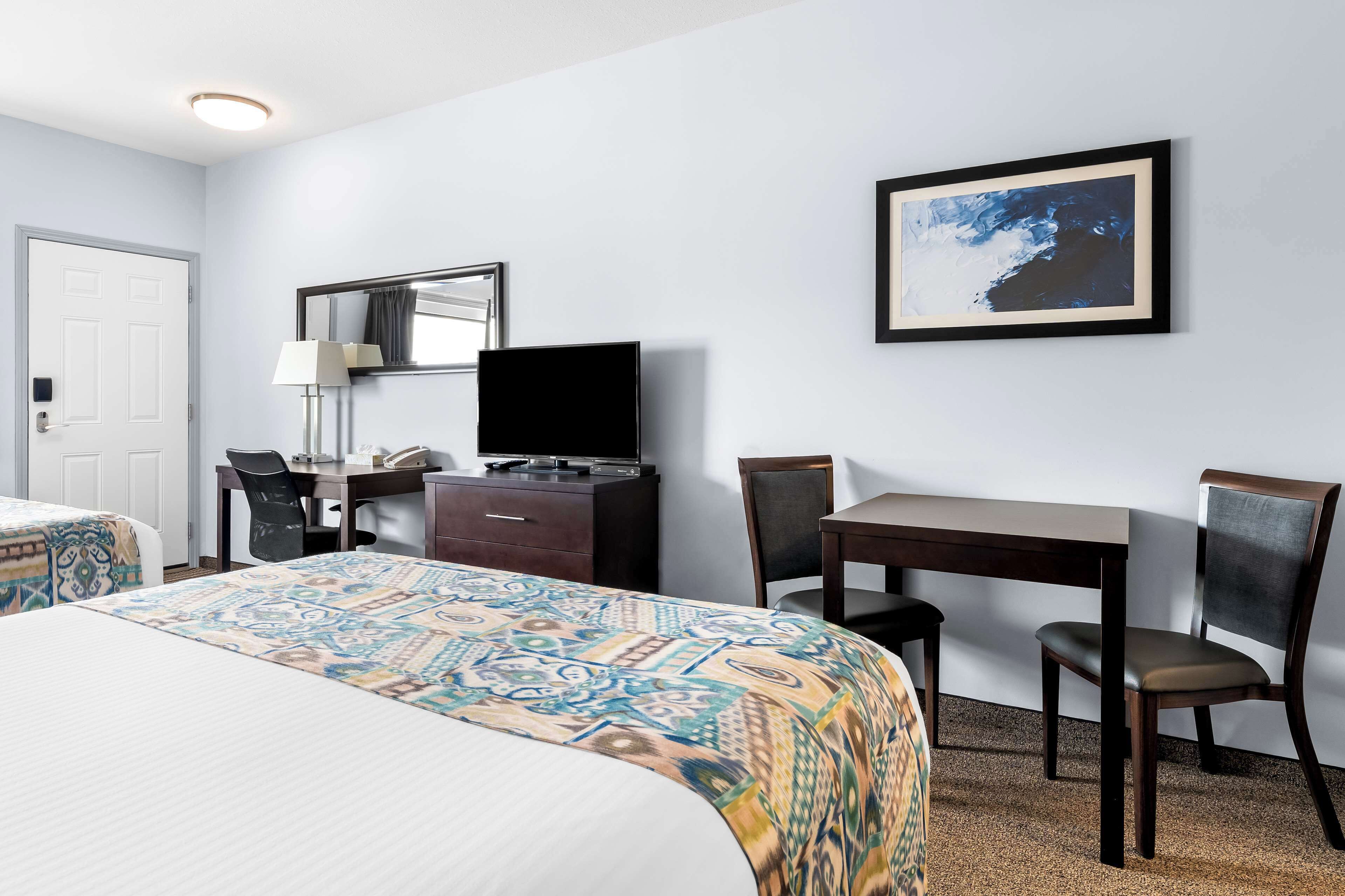 individually furnished, blackout curtains, free wifi, bed sheets