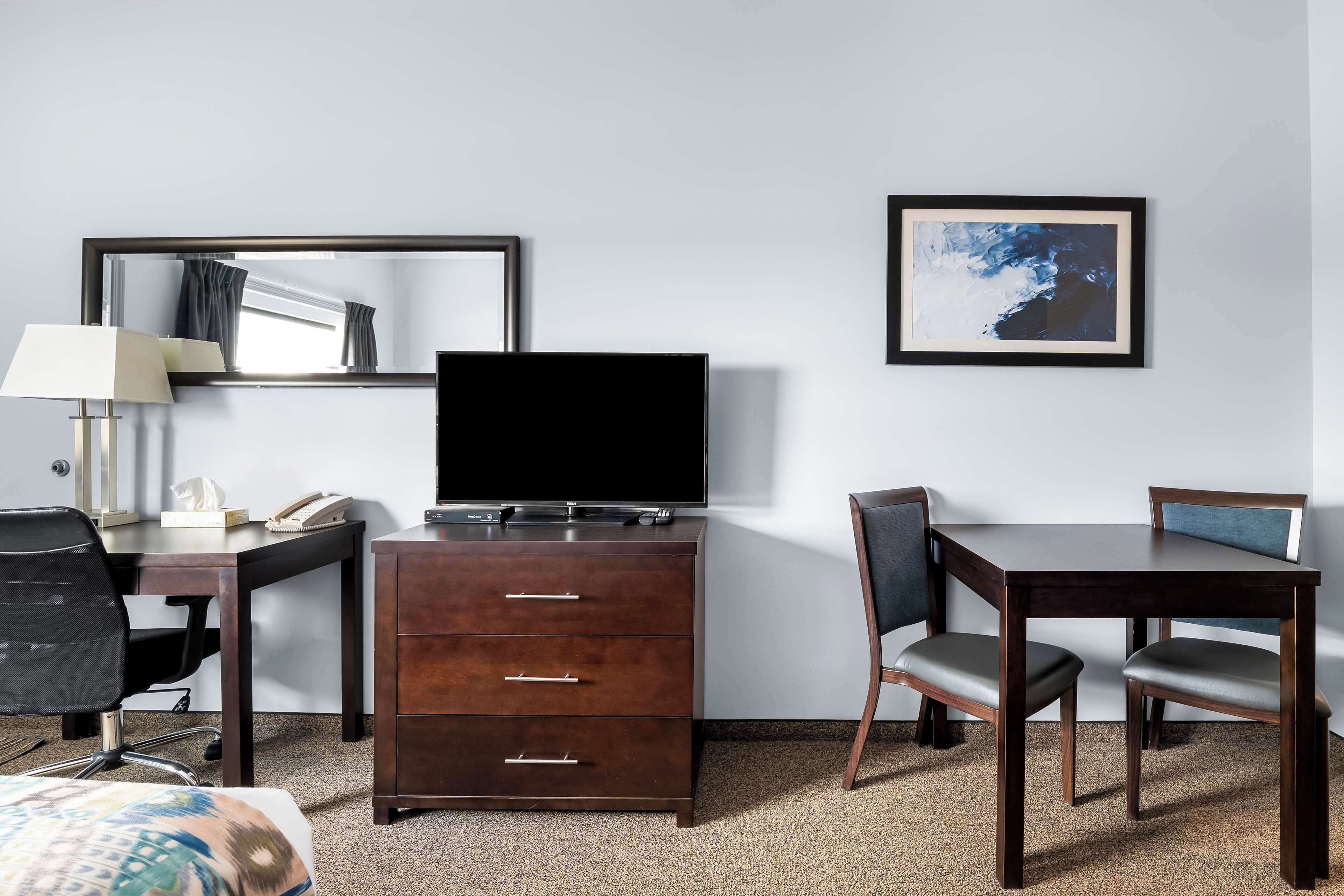 individually furnished, blackout curtains, free wifi, bed sheets