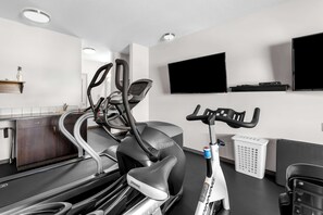 Fitness facility - SureStay Studio by Best Western Hardisty (Hardisty)