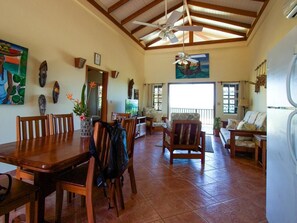 Vila, 3 kamar tidur | Makan di kamar