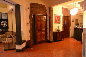 Hallway - Hotel Columbus (San José)