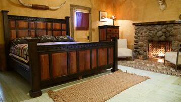 Premium | Individually decorated, individually furnished, free WiFi, bed sheets