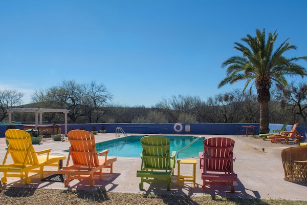 Outdoor pool, pool loungers