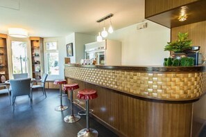 Free continental breakfast
