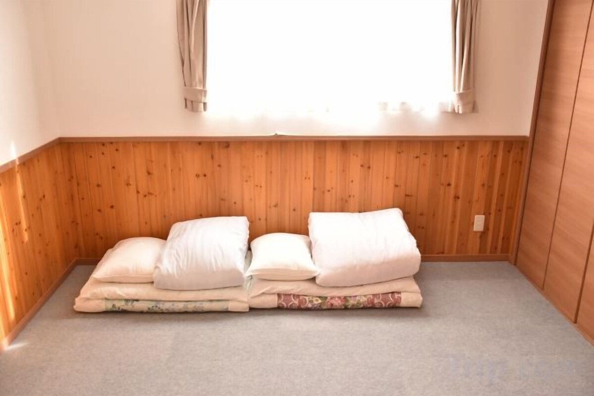 Blackout curtains, free WiFi, individually decorated, bed sheets