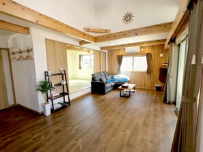 Extra Type of the 3rd Village (2Double beds, Japanese Futons are arranged for 3rd & more guests) | Individually decorated, blackout drapes, free WiFi, bed sheets - Churaumi Village (Motobu)