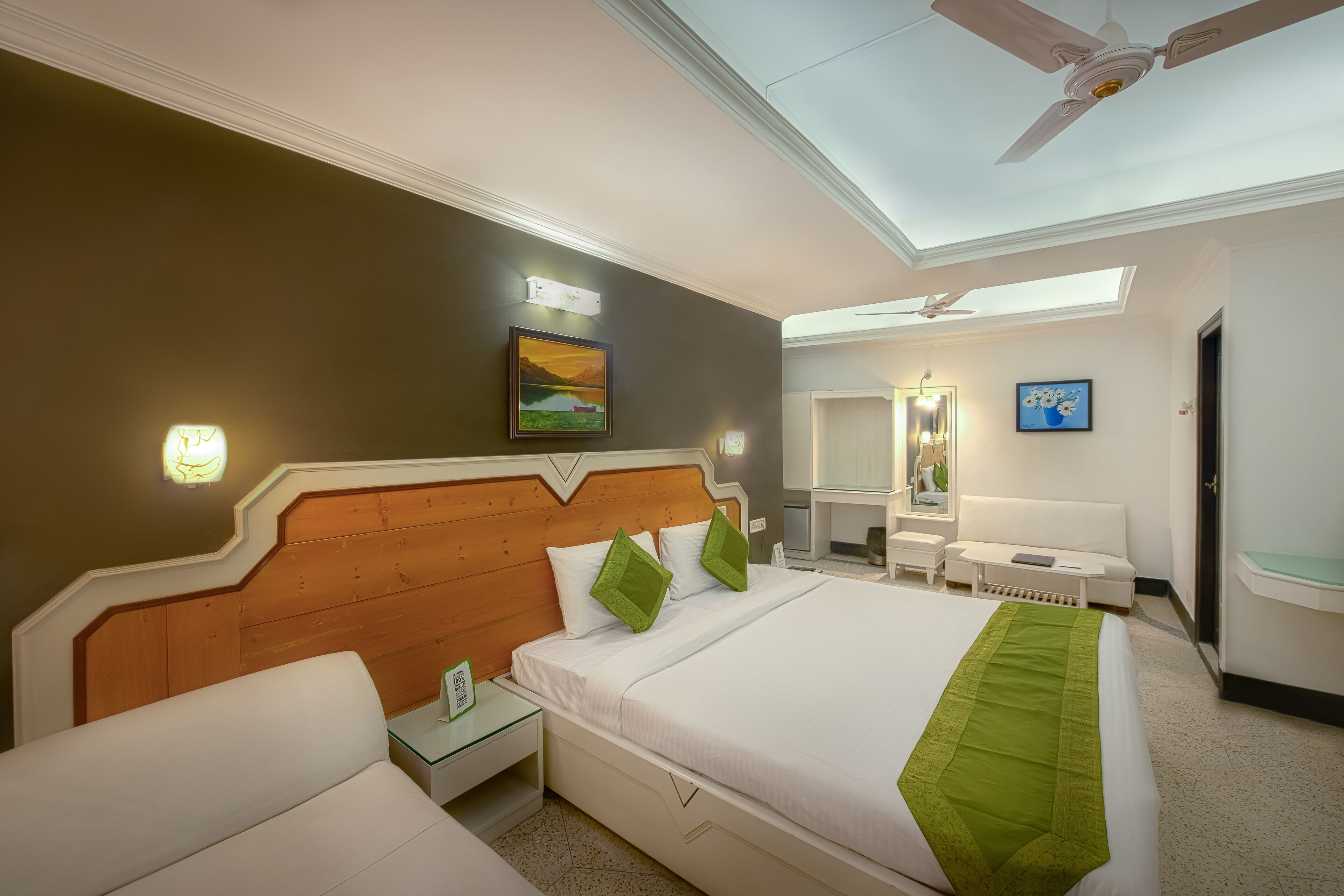 Photo - Treebo Green View, Park Circus