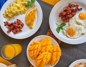 Daily buffet breakfast (PHP 300 per person)