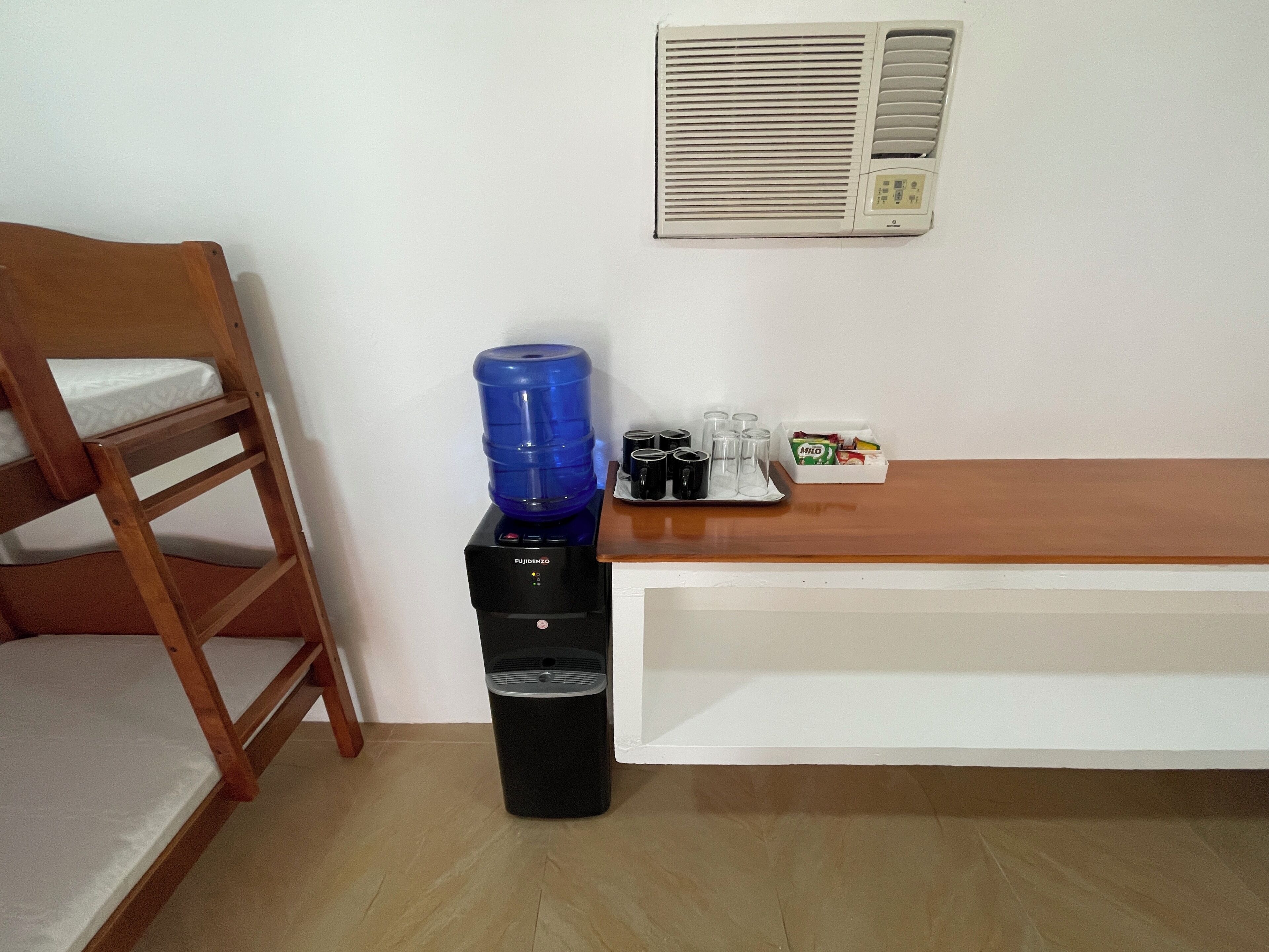 family room | premium bedding, tempur-pedic beds, minibar, in-room safe