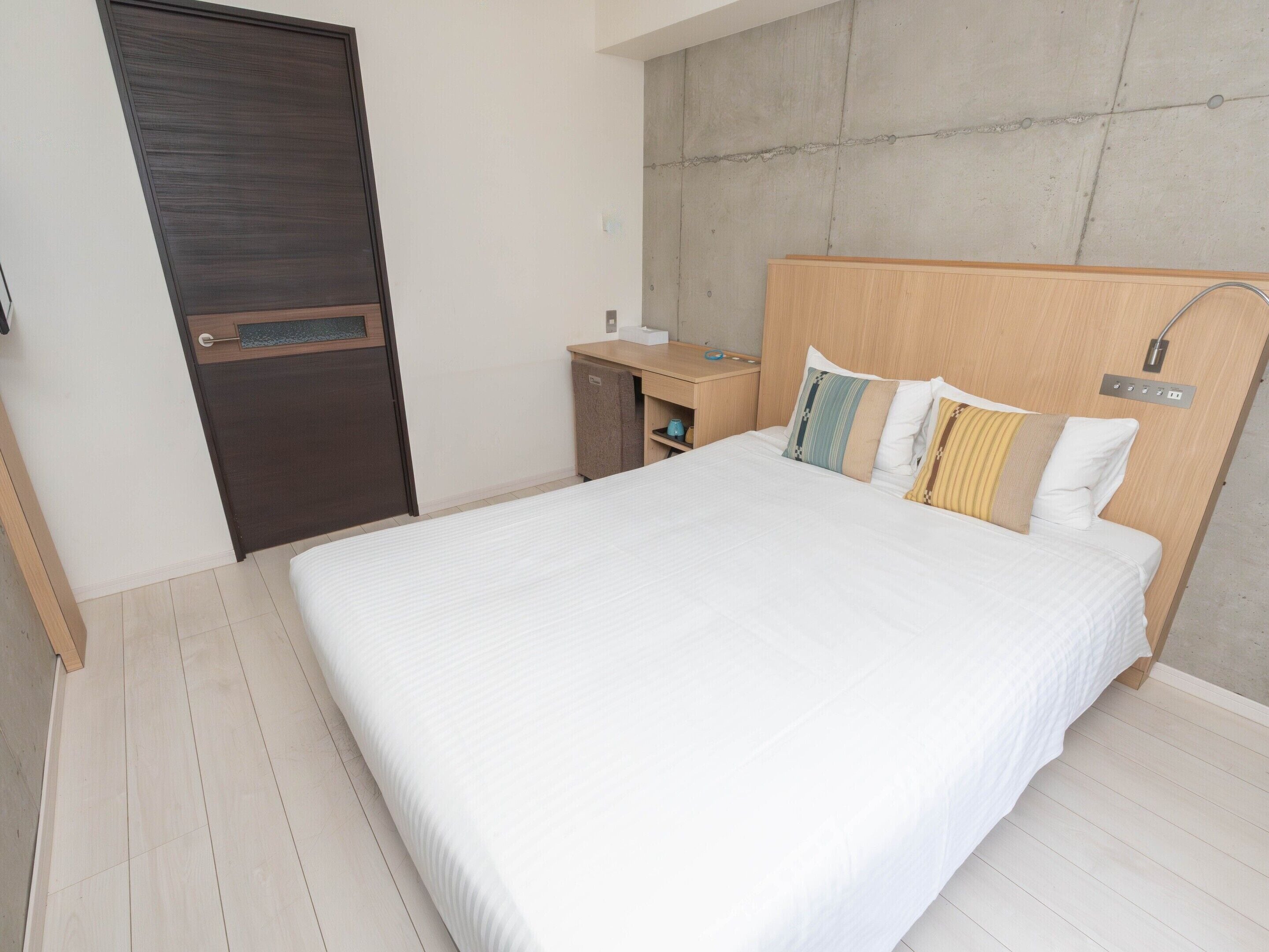 Hypo-allergenic bedding, down duvets, individually furnished
