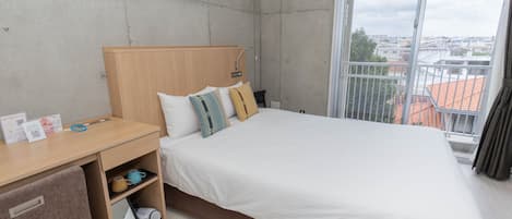 Kamer, niet-roken (Room Type Assigned on Arrival) | Hypoallergeen beddengoed, donsdekens, individueel gemeubileerd