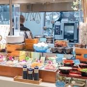 The BREAKFAST HOTEL PORTO石垣島