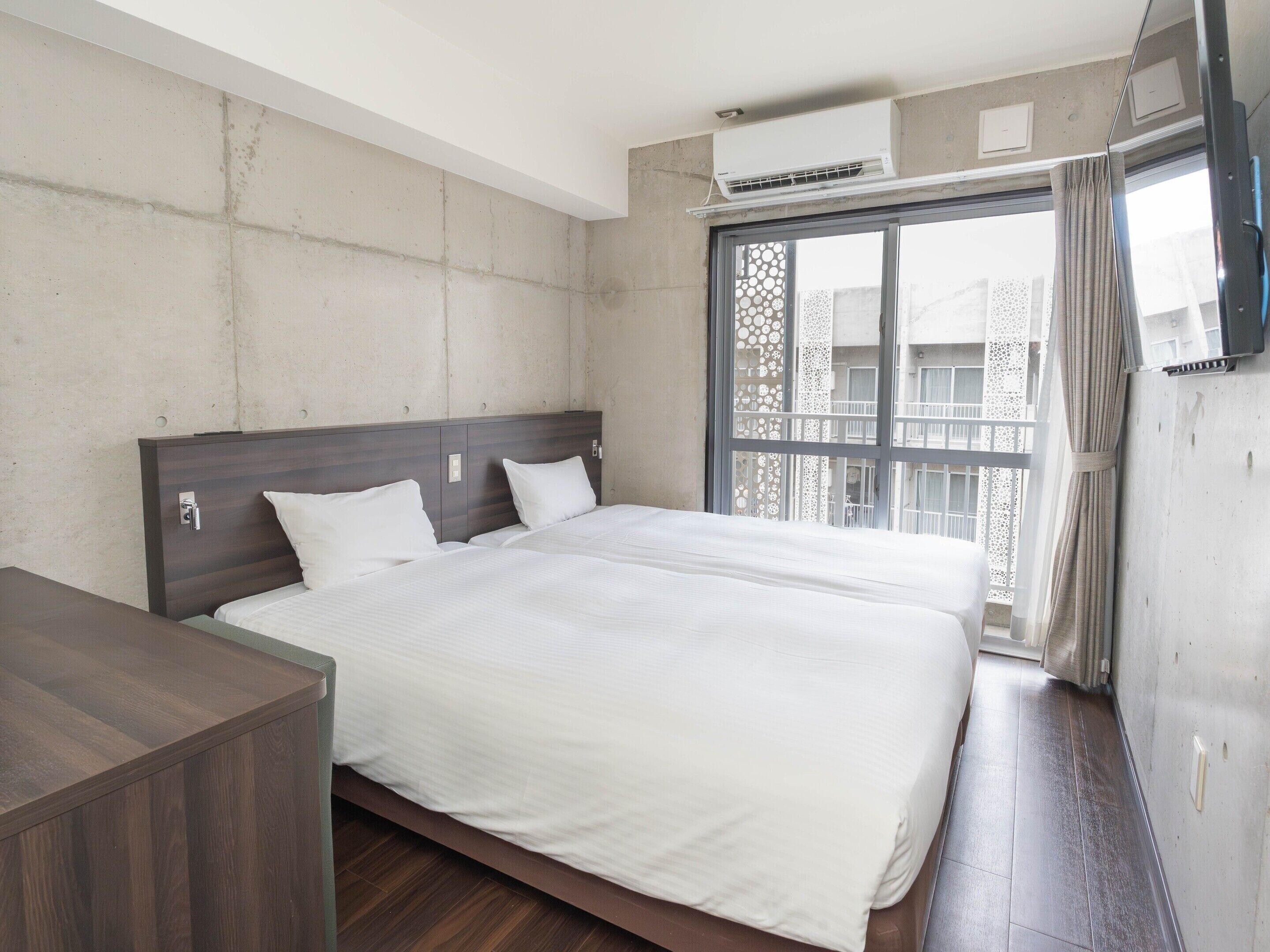 Hypo-allergenic bedding, down comforters, individually furnished