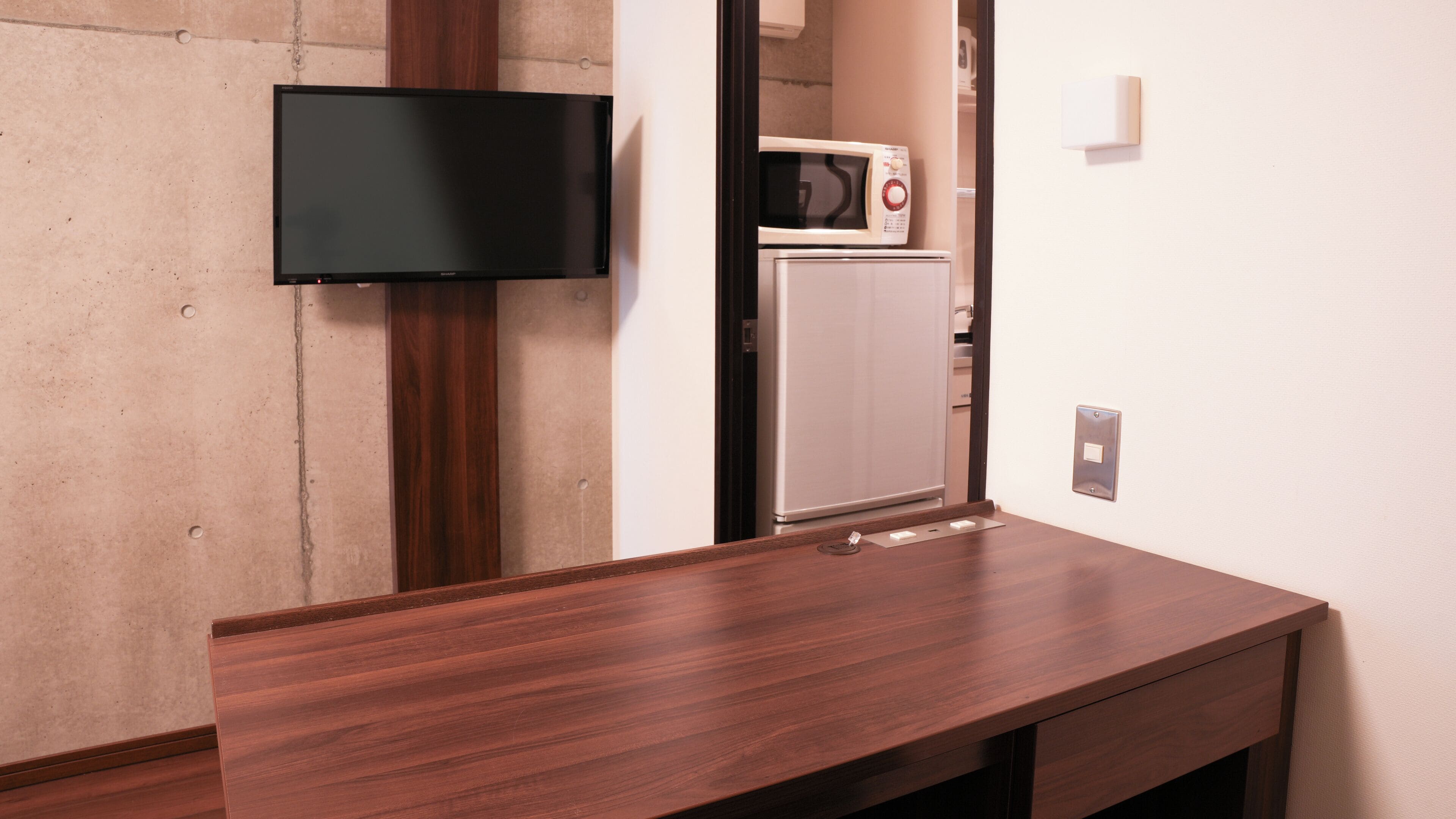 condominium building, twin room, no smoking | 1 bedroom, hypo-allergenic bedding, down duvets, individually furnished