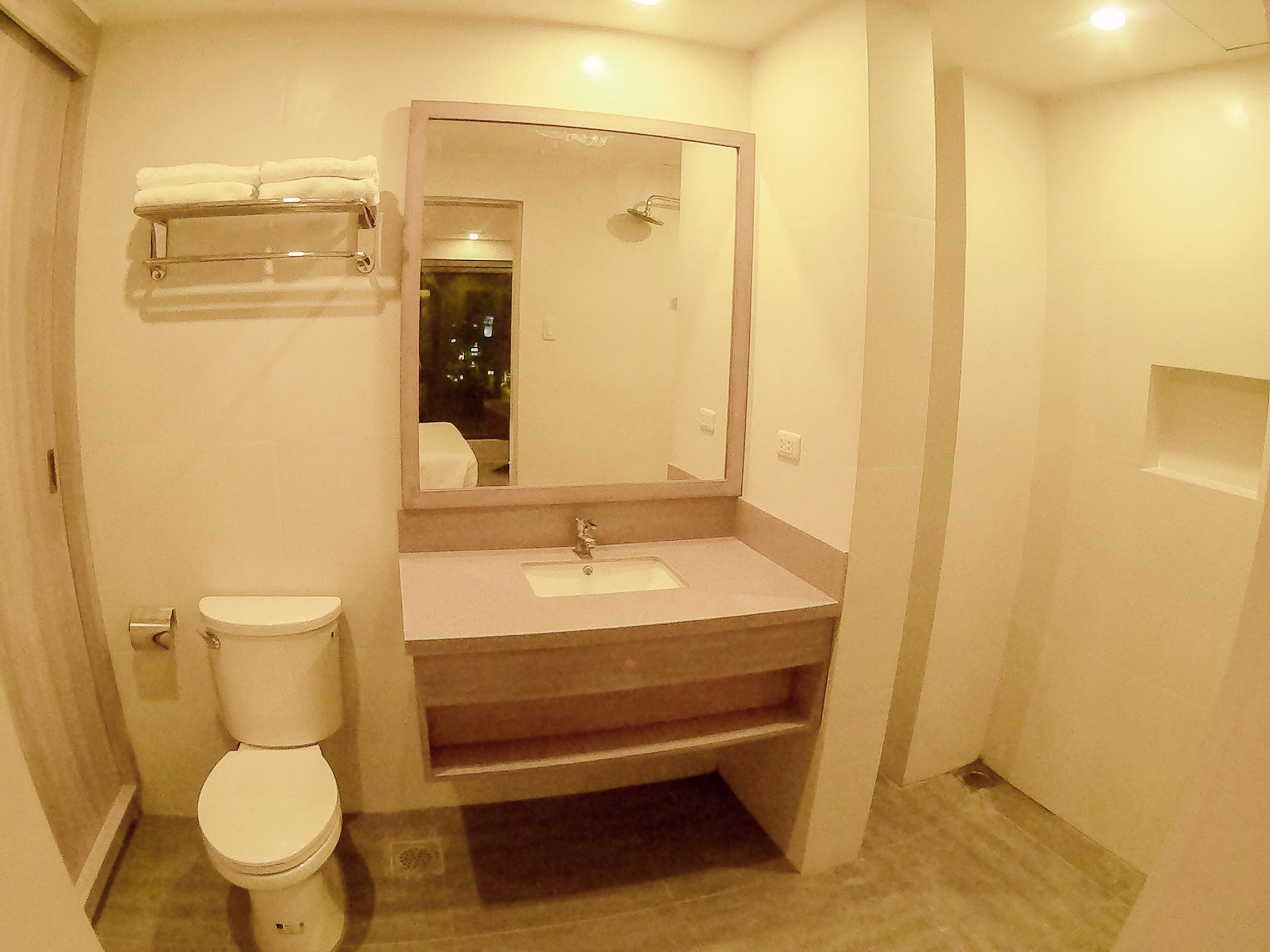 Photo - Mabolo Royal Hotel