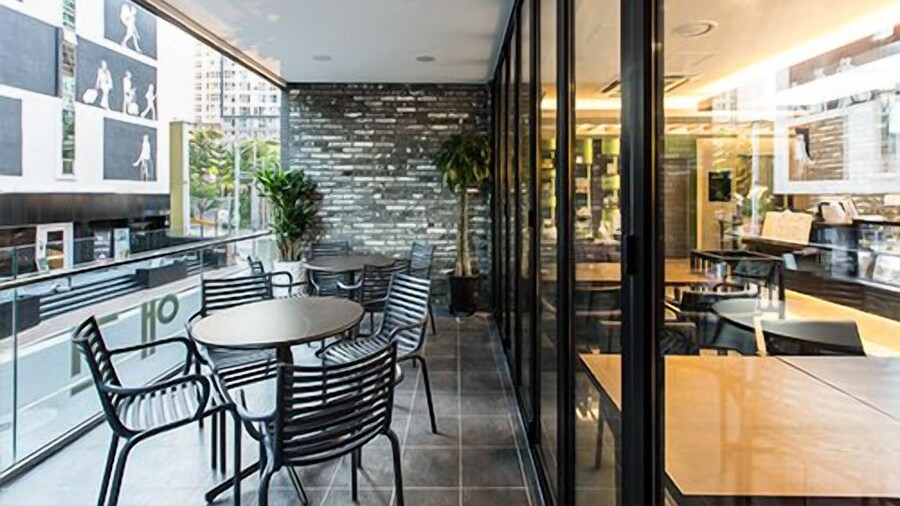 スリープ ウィズ ユア ペット オンリー - ザ パテル