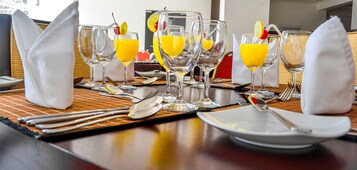 Breakfast, lunch, dinner served; local and international cuisine 