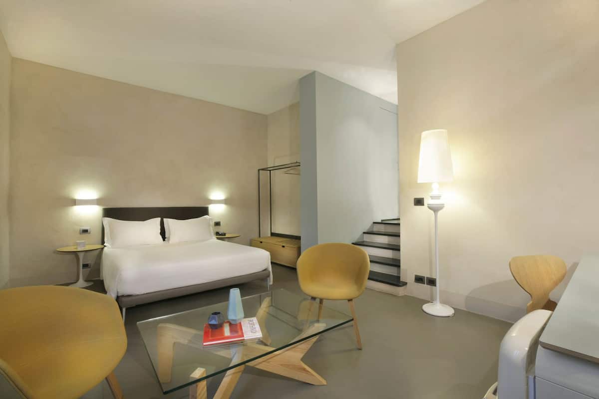 Habitación Deluxe con 1 cama matrimonial o 2 individuales | Ropa de cama de alta calidad, edredón y camas con efecto memoria