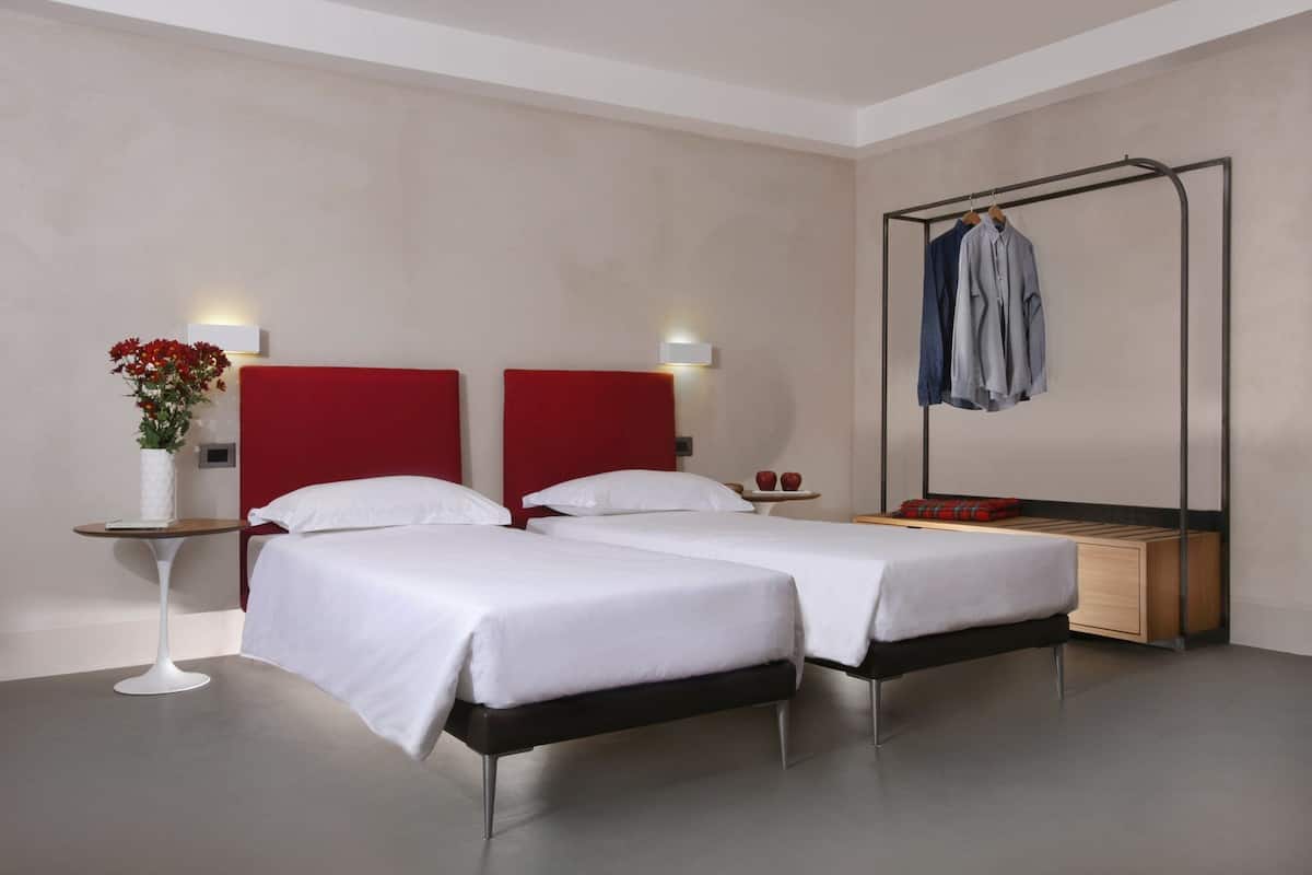Habitación Confort con 1 cama matrimonial o 2 individuales | Ropa de cama de alta calidad, edredón y camas con efecto memoria
