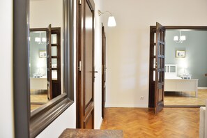 Living area - KrakowForRent Apartments - Main Square (Kraków)