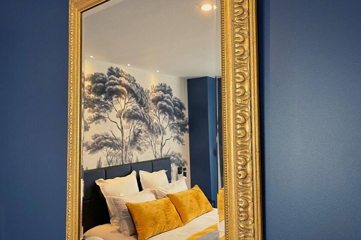 double room (envolée) | premium bedding, individually decorated, individually furnished, desk