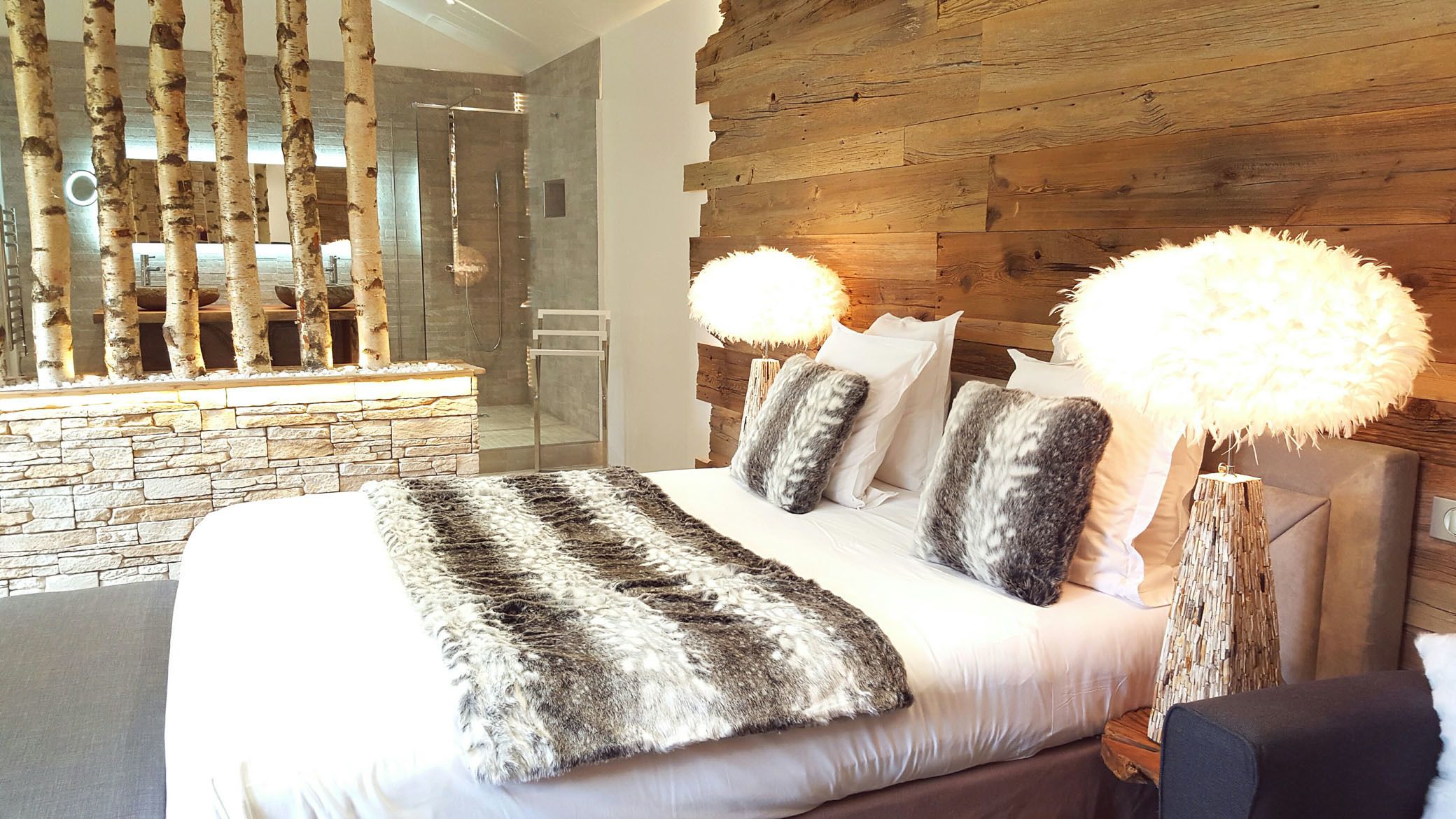 suite (megève) | premium bedding, individually decorated, individually furnished, desk