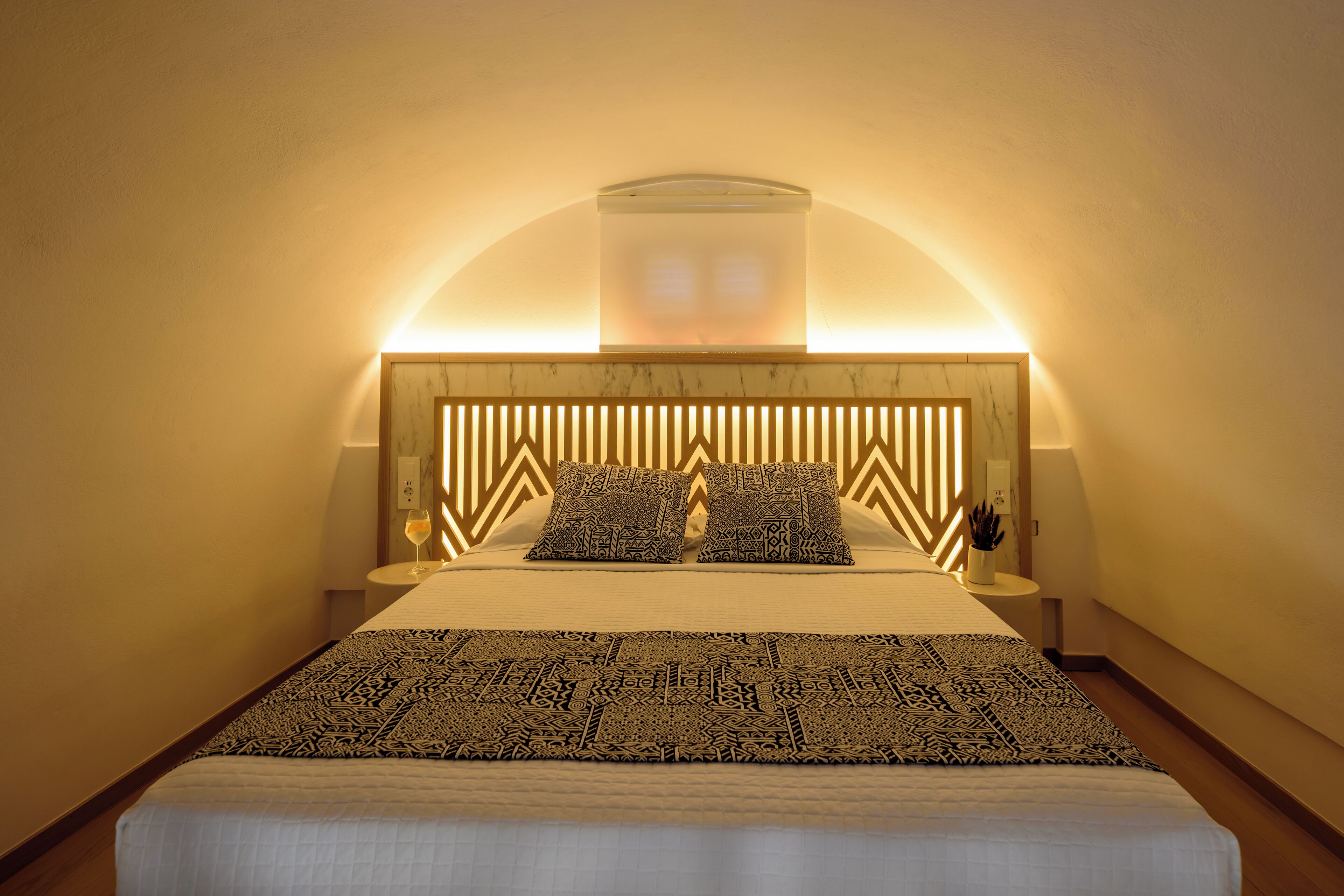 maisonette volcano view | 1 bedroom, in-room safe, soundproofing, free cots/infant beds