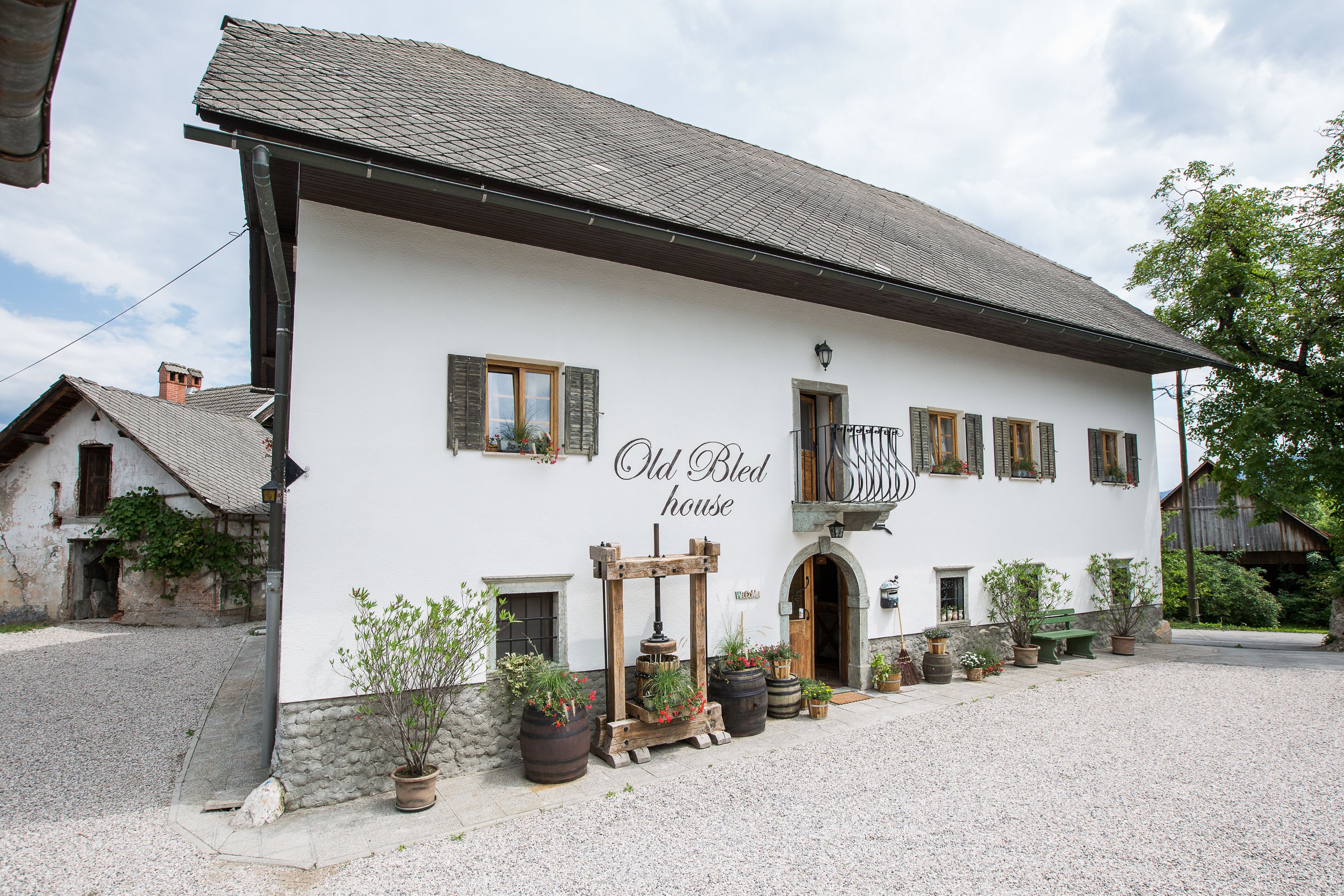 Photo - Old Bled House