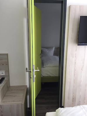 Family Room, 2 Bedrooms, Connecting Rooms