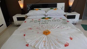 Deluxe Double Room, 1 Queen Bed, Non Smoking, Garden View | Egyptian cotton sheets, premium bedding, memory foam beds, in-room safe