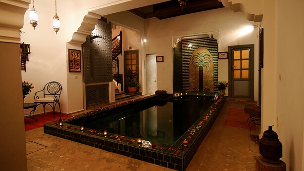 Outdoor pool - Riad Les Jardins de Mouassine (Marrakech)