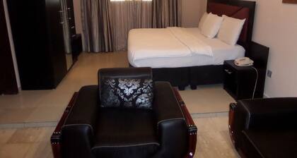 Maidaville Hotel and Suites