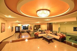 Lobby - Hotel Austria (Tirana)