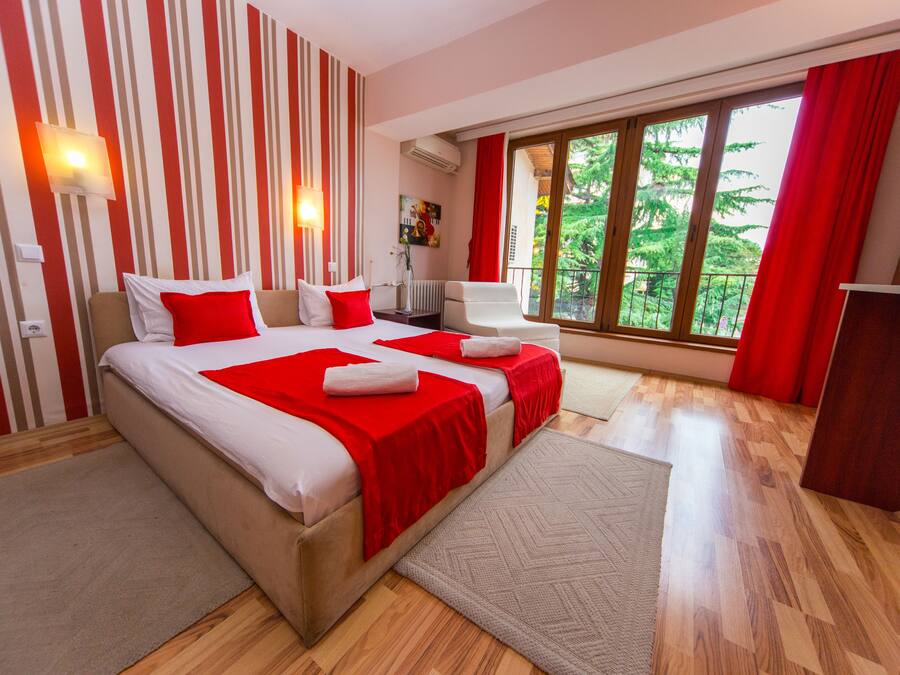 Desk, iron/ironing board, free WiFi