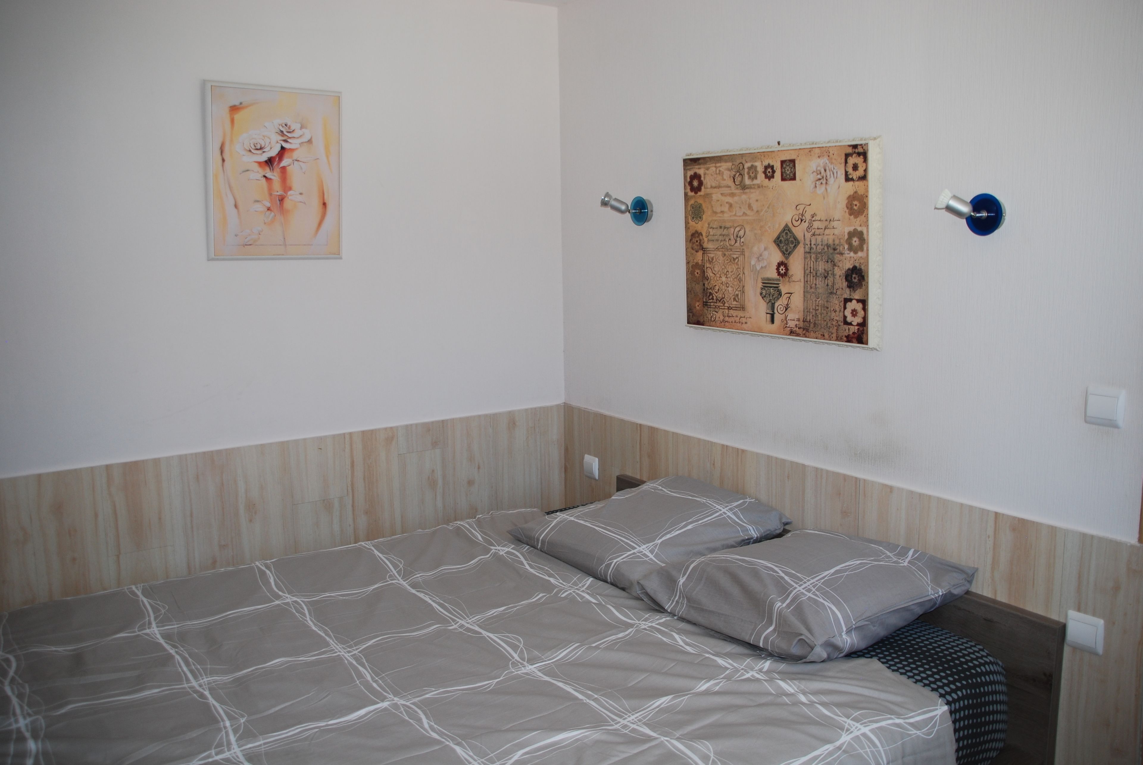 Singola Standard | Biancheria da letto di alta qualità, una scrivania