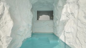 Ovea Cave Pool Villa | Terrace/patio