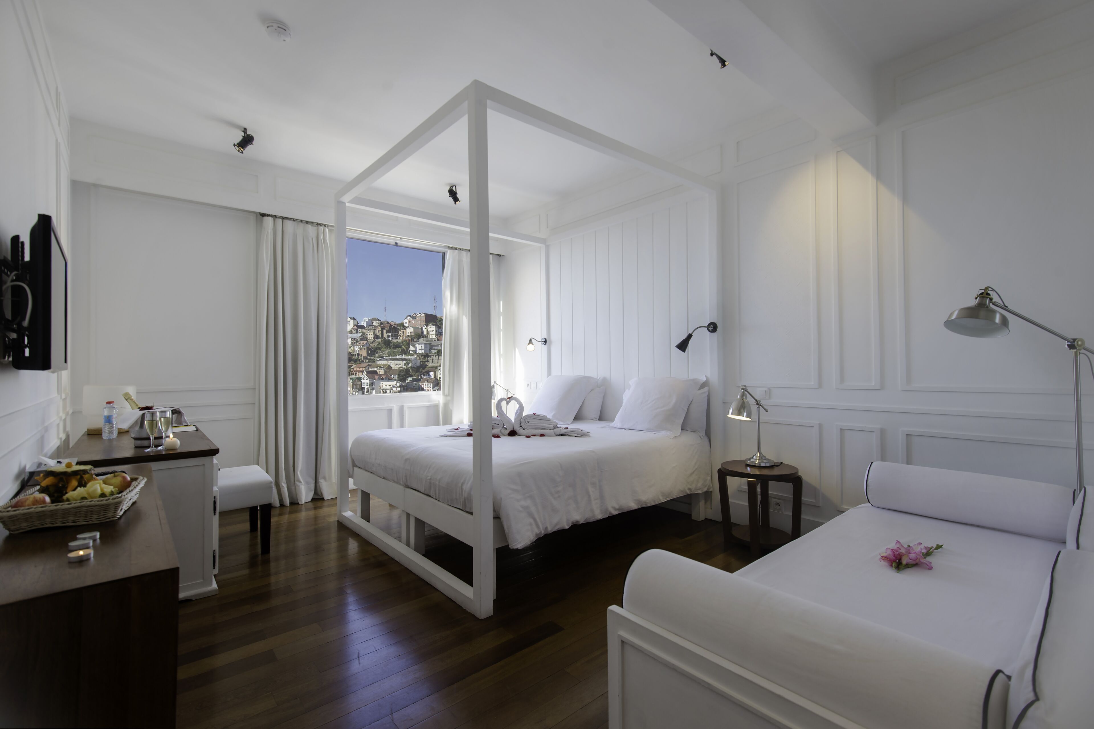 1 bedroom, premium bedding, in-room safe, blackout curtains