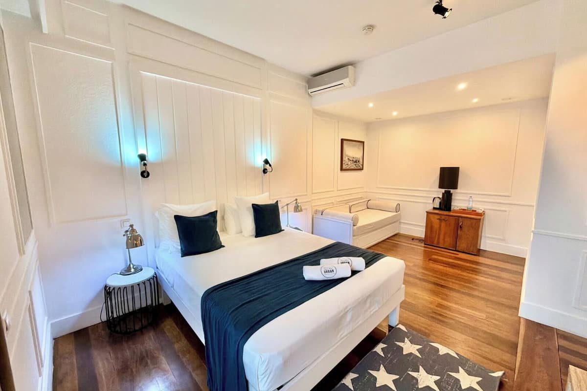 Standard Suite