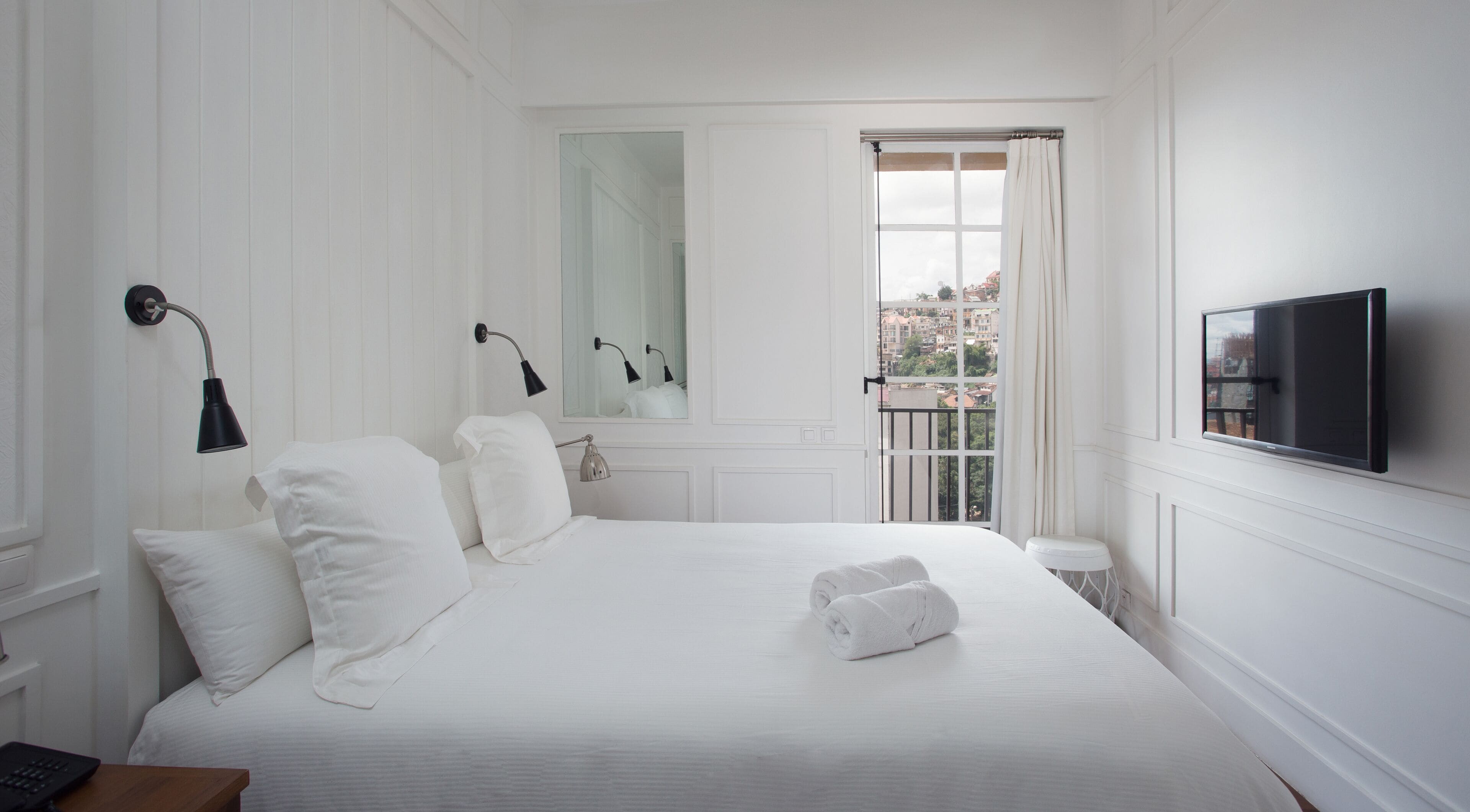 1 bedroom, premium bedding, in-room safe, blackout curtains