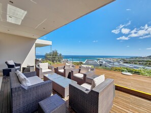 Terrace/patio - The Blue Emerald (Cape Town)
