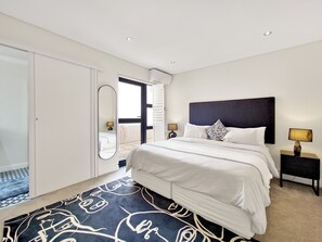 Luxury Villa | 7 bedrooms, Egyptian cotton sheets, premium bedding, in-room safe - The Blue Emerald (Cape Town)